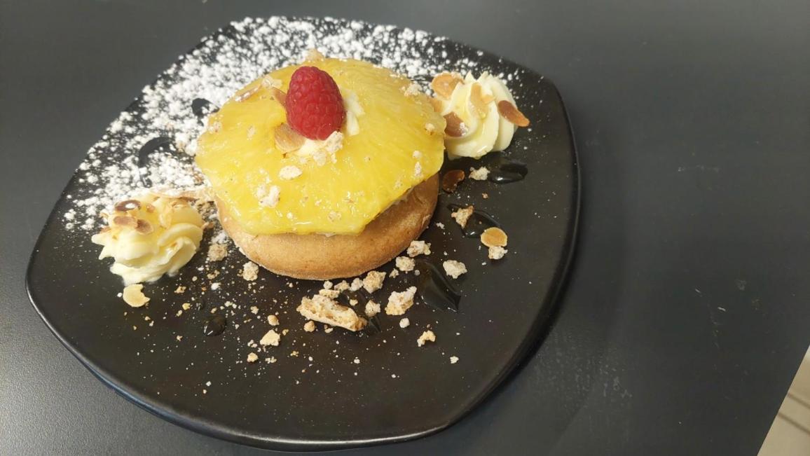 Logis Hotel Restaurant Le Clos Saint Loup Bram Экстерьер фото